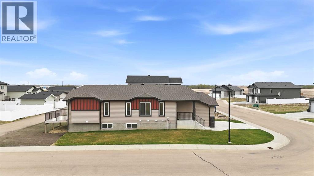 4240 Bauman Way, Innisfail, Alberta  T4G 0P1 - Photo 2 - A2296823