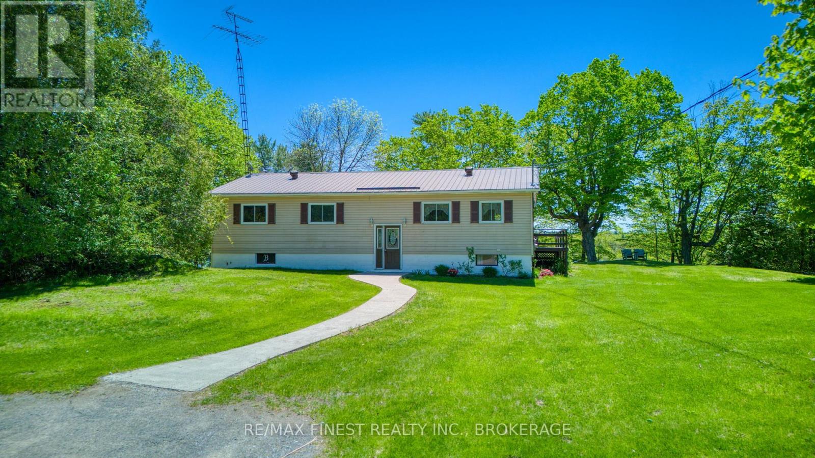 1182 CLEMENT ROAD, Frontenac (Frontenac Centre)