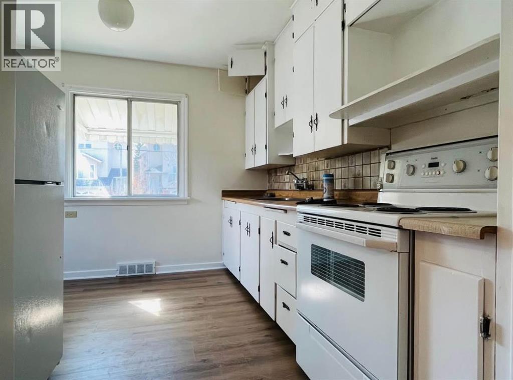 428 32 Avenue NW, Calgary, Alberta  T2M 2P9 - Photo 9 - A2296869