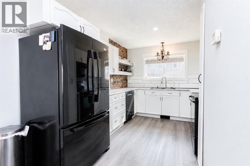 18, 5806 61 Street, Red Deer, Alberta  T4N 6H4 - Photo 9 - A2315155