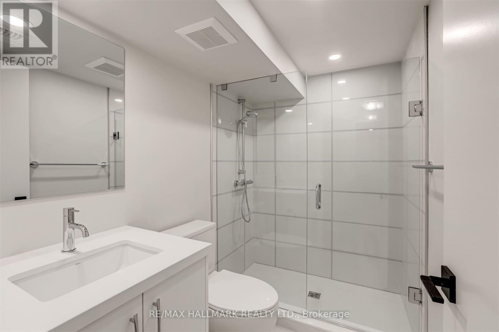 Bsmt 1 - 979 Avenue Road, Toronto, Ontario  M5P 2K9 - Photo 6 - C13208026