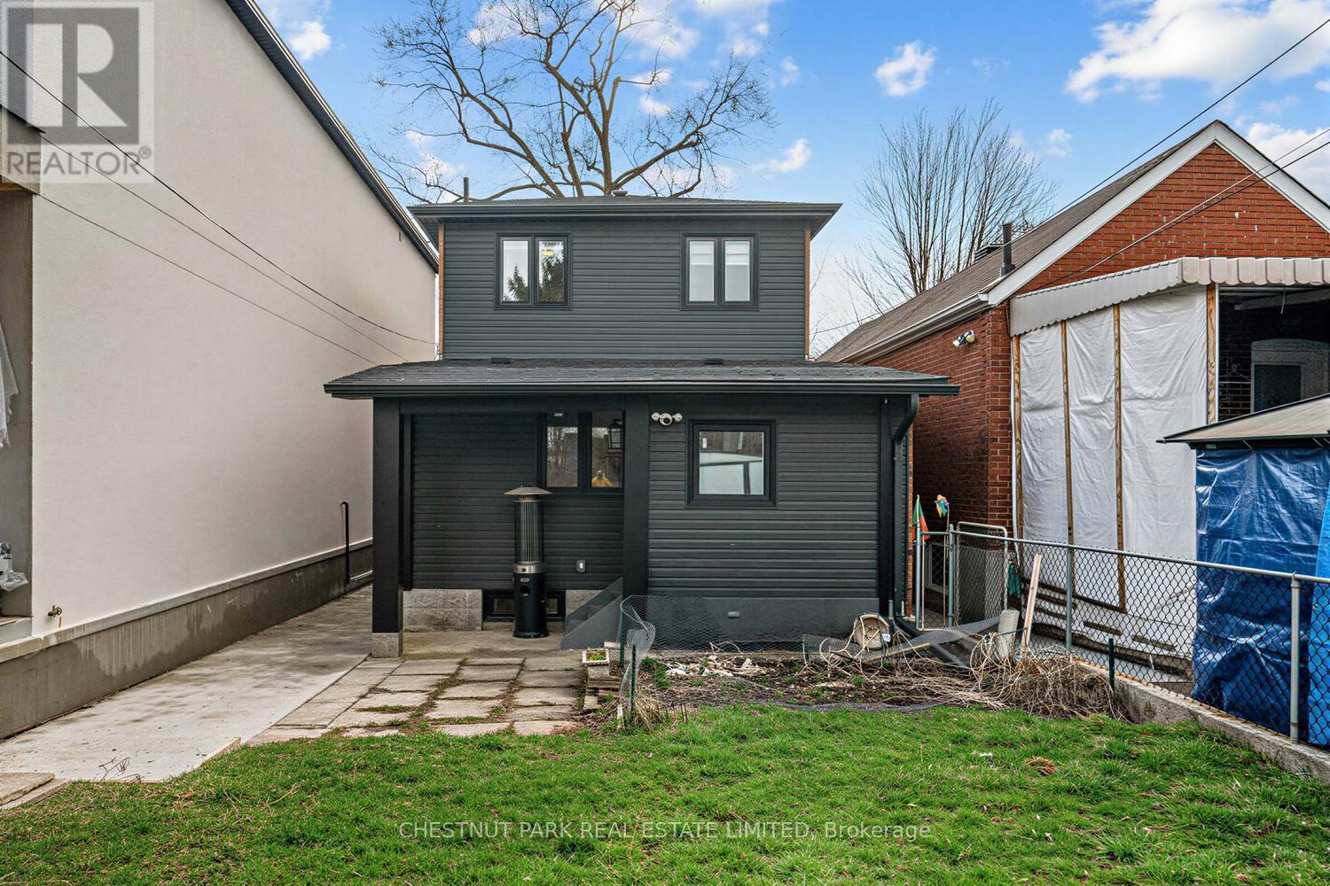 209 Robina Avenue, Toronto, Ontario  M6C 3Y9 - Photo 37 - C13208094
