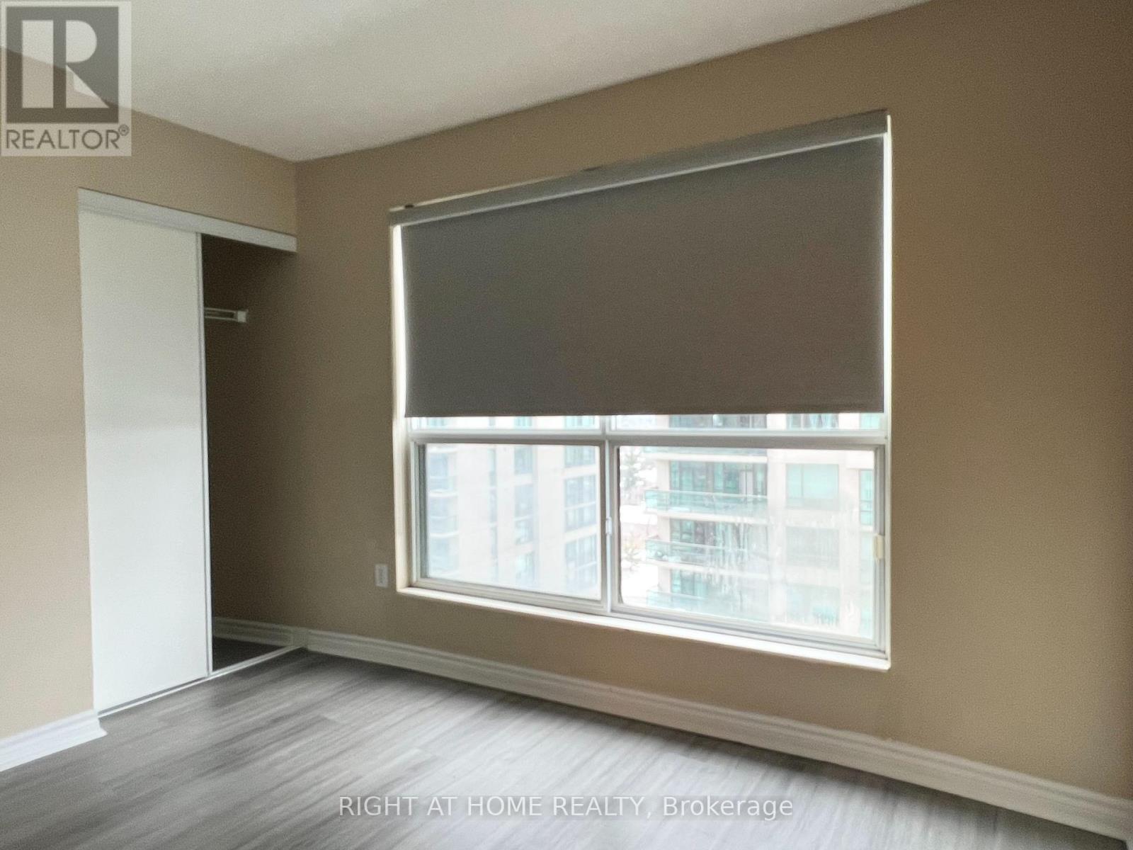 1208 - 7 Lorraine Drive, Toronto, Ontario  M2N 7H2 - Photo 10 - C13208258