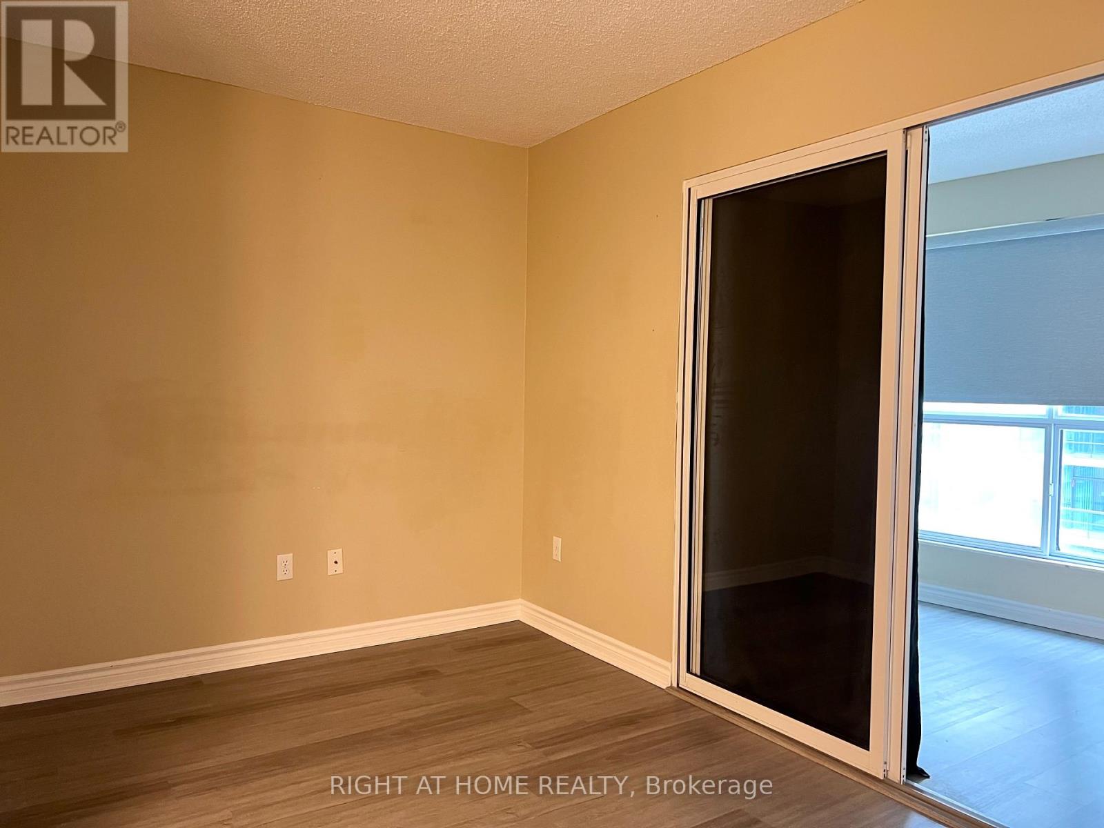 1208 - 7 Lorraine Drive, Toronto, Ontario  M2N 7H2 - Photo 12 - C13208258