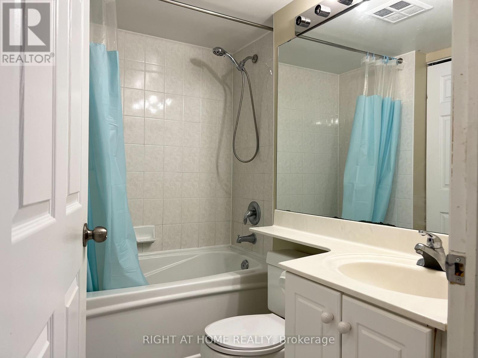 1208 - 7 Lorraine Drive, Toronto, Ontario  M2N 7H2 - Photo 13 - C13208258