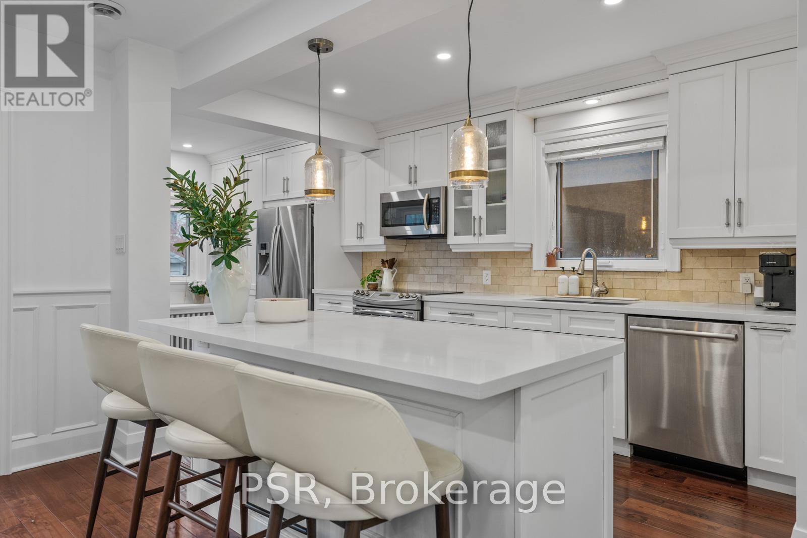 51 Camberwell Road, Toronto, Ontario  M6C 3E7 - Photo 8 - C13208284