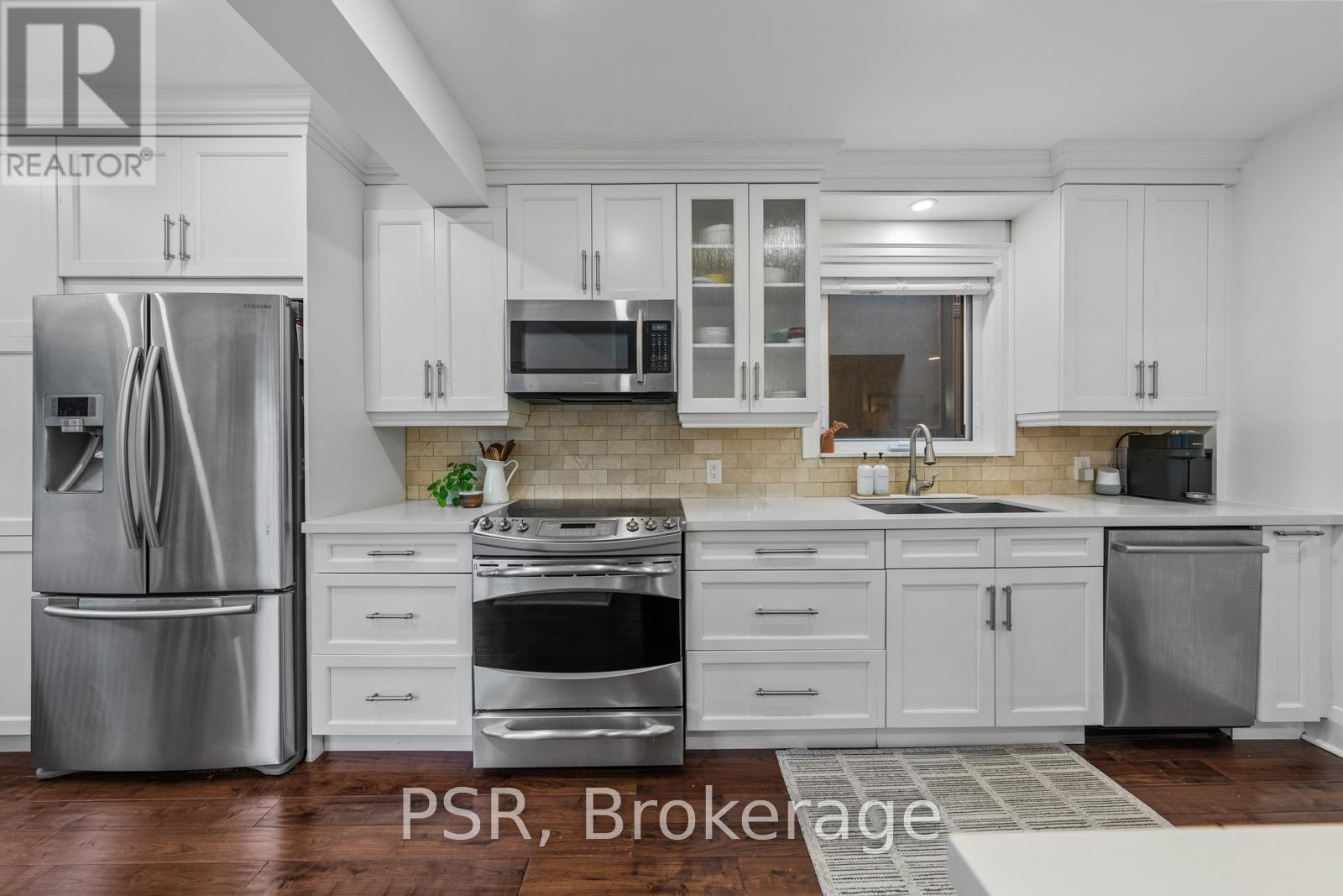 51 Camberwell Road, Toronto, Ontario  M6C 3E7 - Photo 9 - C13208284