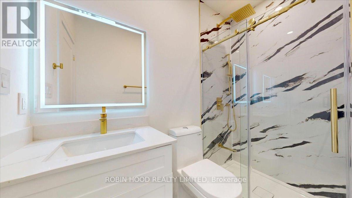 Unit 2 - 239 Christie Street, Toronto, Ontario  M6G 3B5 - Photo 14 - C13208290