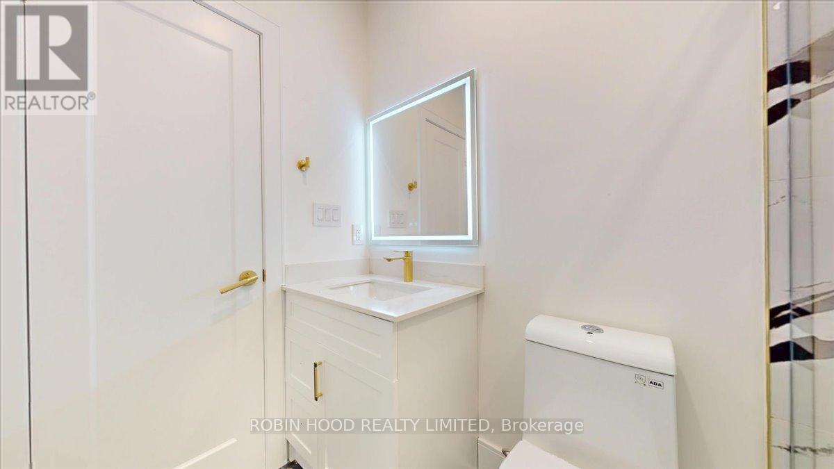 Unit 2 - 239 Christie Street, Toronto, Ontario  M6G 3B5 - Photo 16 - C13208290