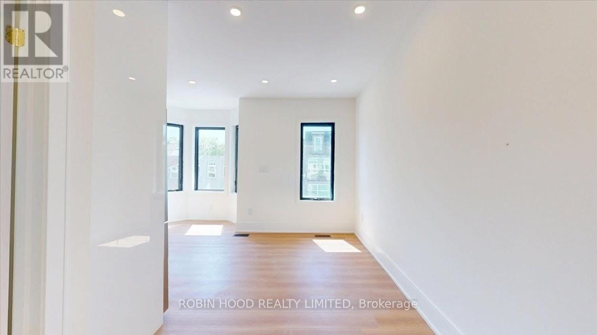 Unit 2 - 239 Christie Street, Toronto, Ontario  M6G 3B5 - Photo 5 - C13208290