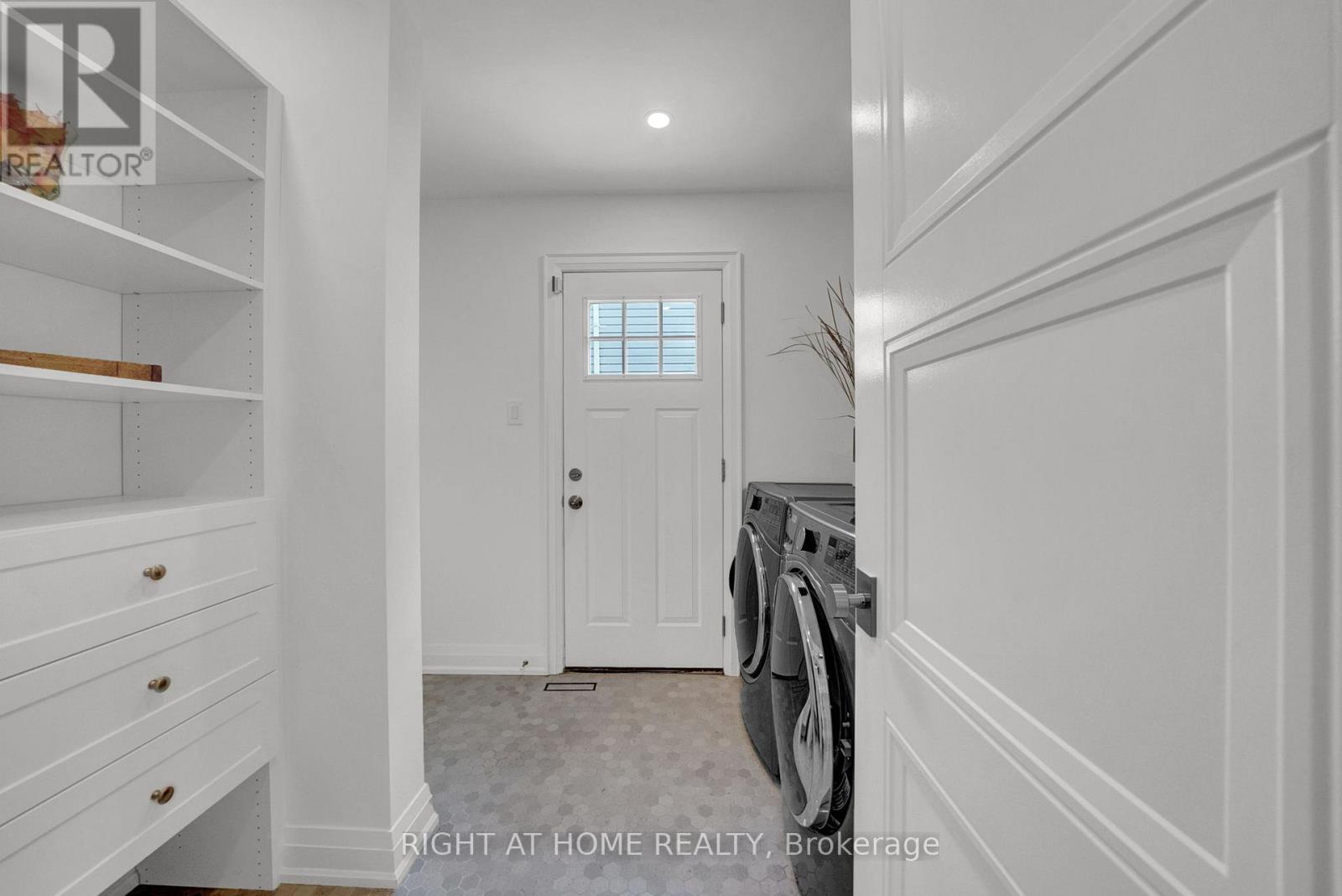 527 Beech Street E, Whitby, Ontario L1N 7R1 - Photo 24 - E13207892