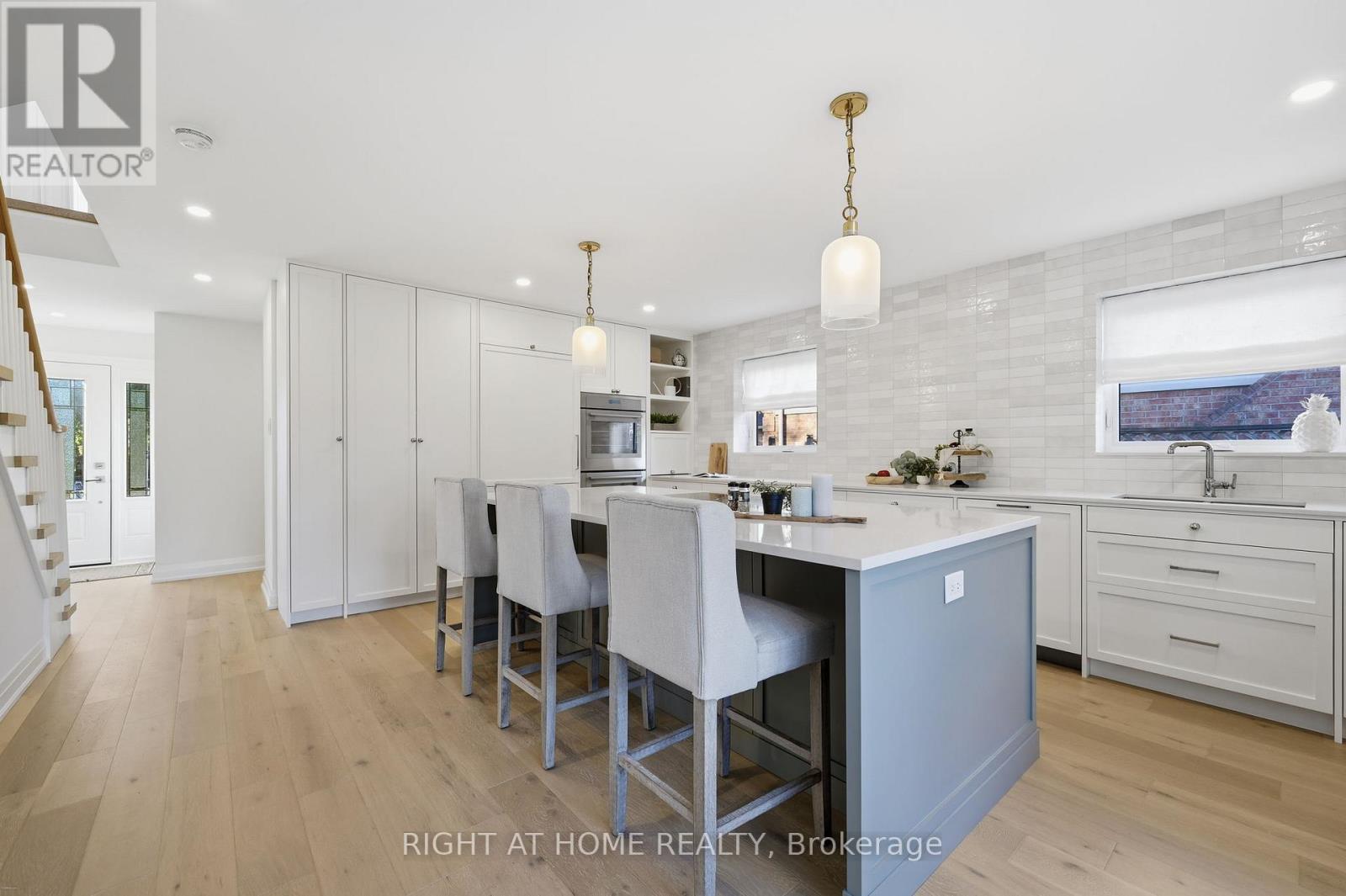 527 Beech Street E, Whitby, Ontario L1N 7R1 - Photo 8 - E13207892