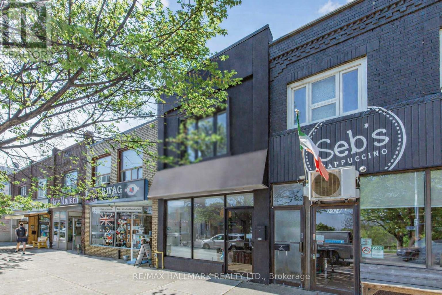 1924 DANFORTH AVENUE, Toronto, Ontario