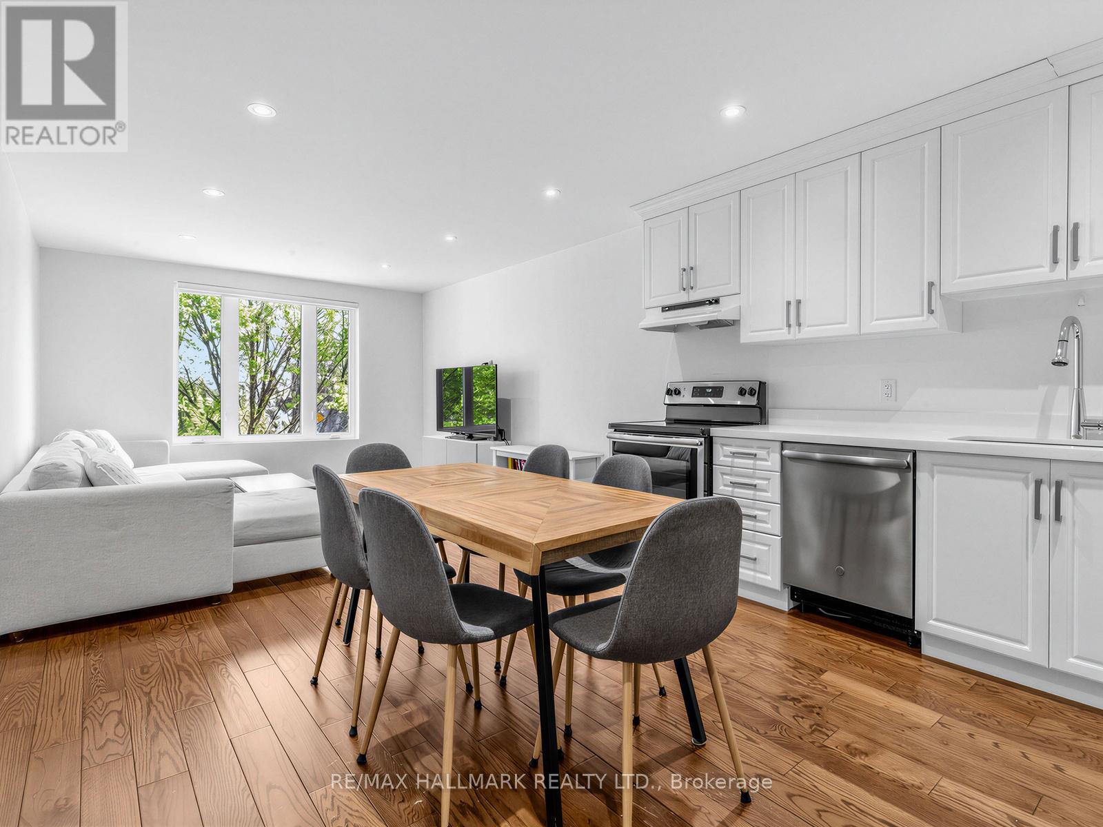 1924 Danforth Avenue, Toronto, Ontario  M4C 1J4 - Photo 21 - E13207972