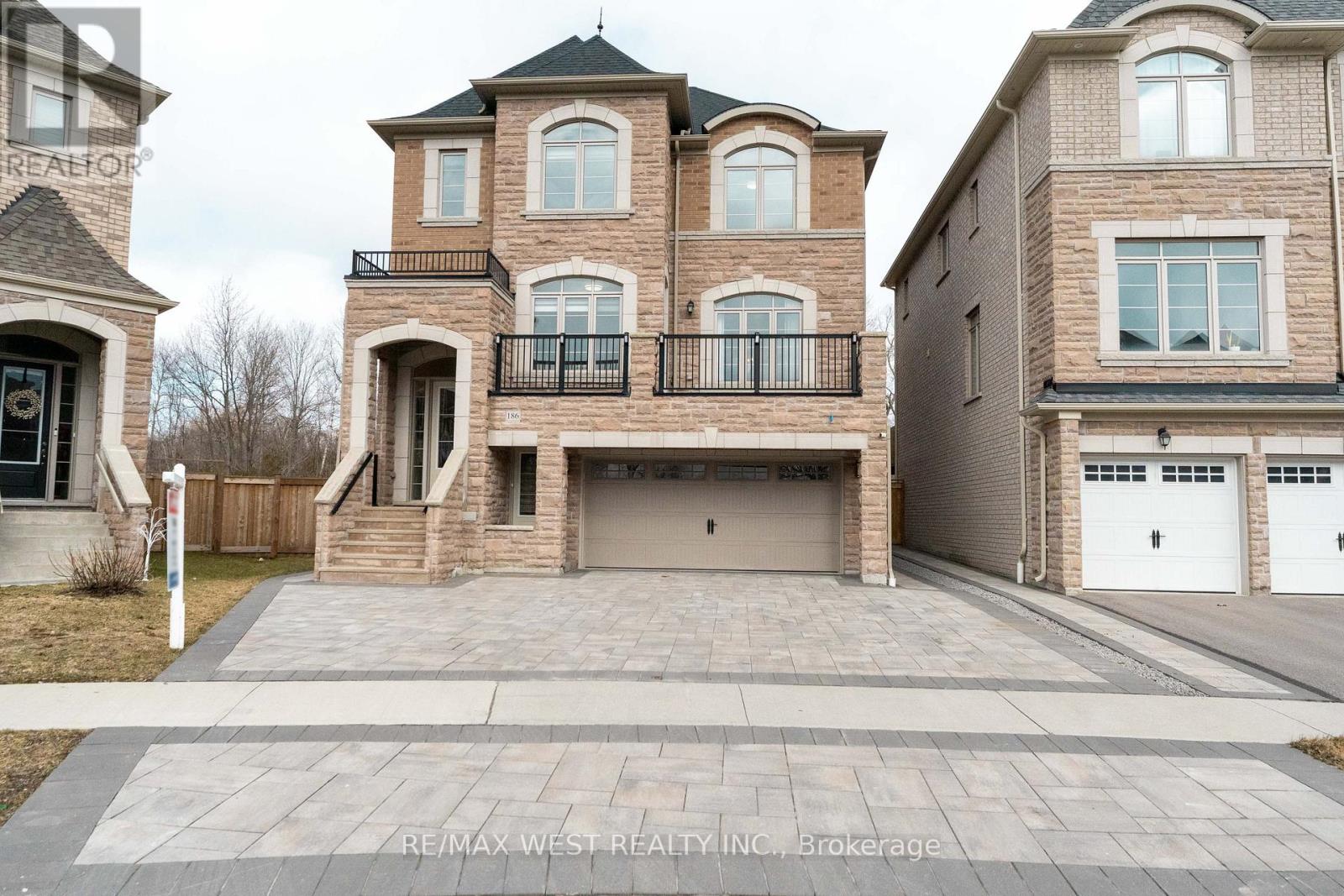186 BRALORNE TRAIL, Pickering, Ontario