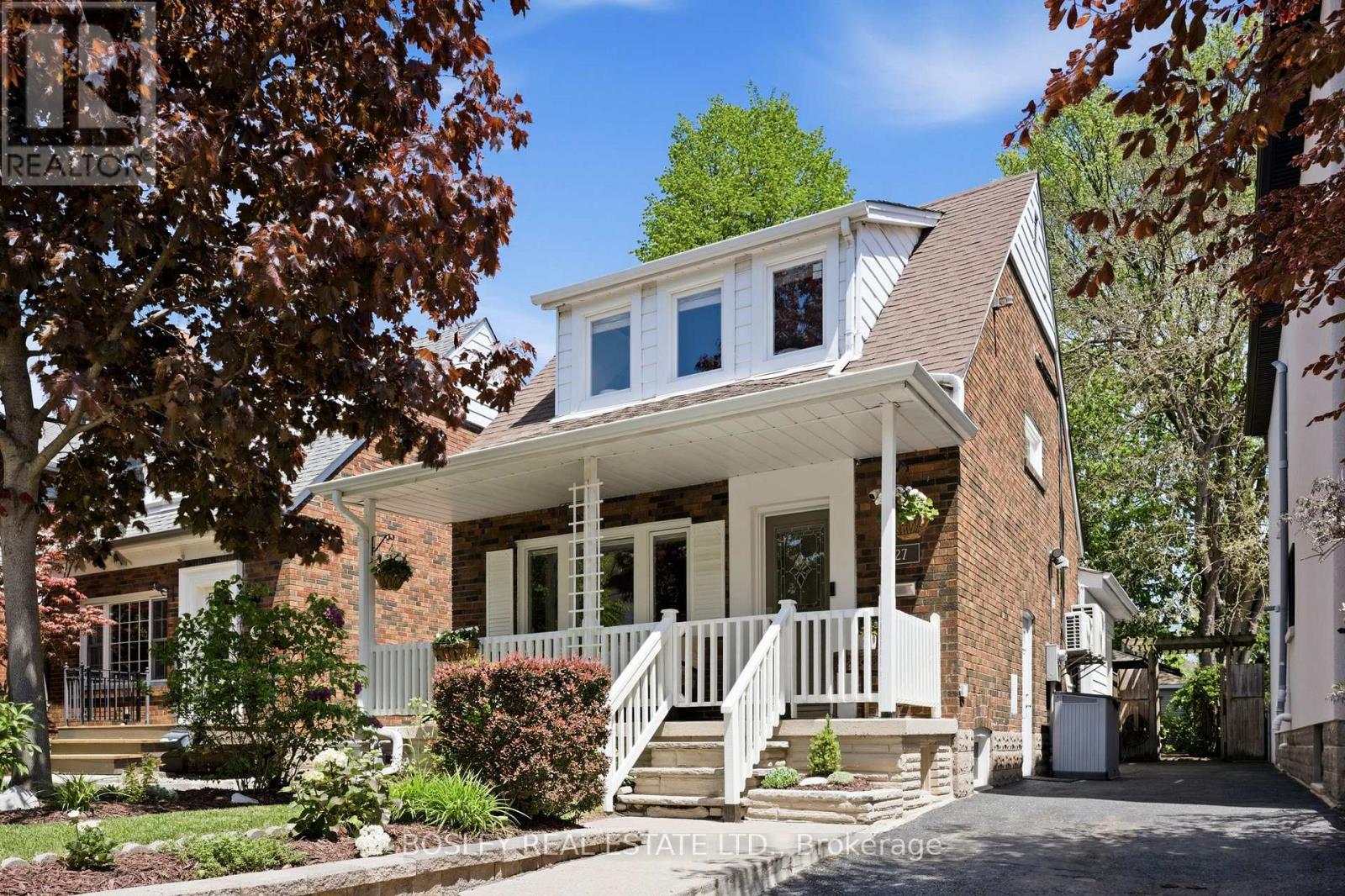 127 WARDEN AVENUE, Toronto, Ontario