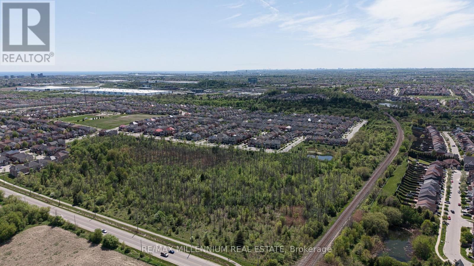 19 Bellotti Crescent, Ajax, Ontario  L1Z 0M2 - Photo 49 - E13208224