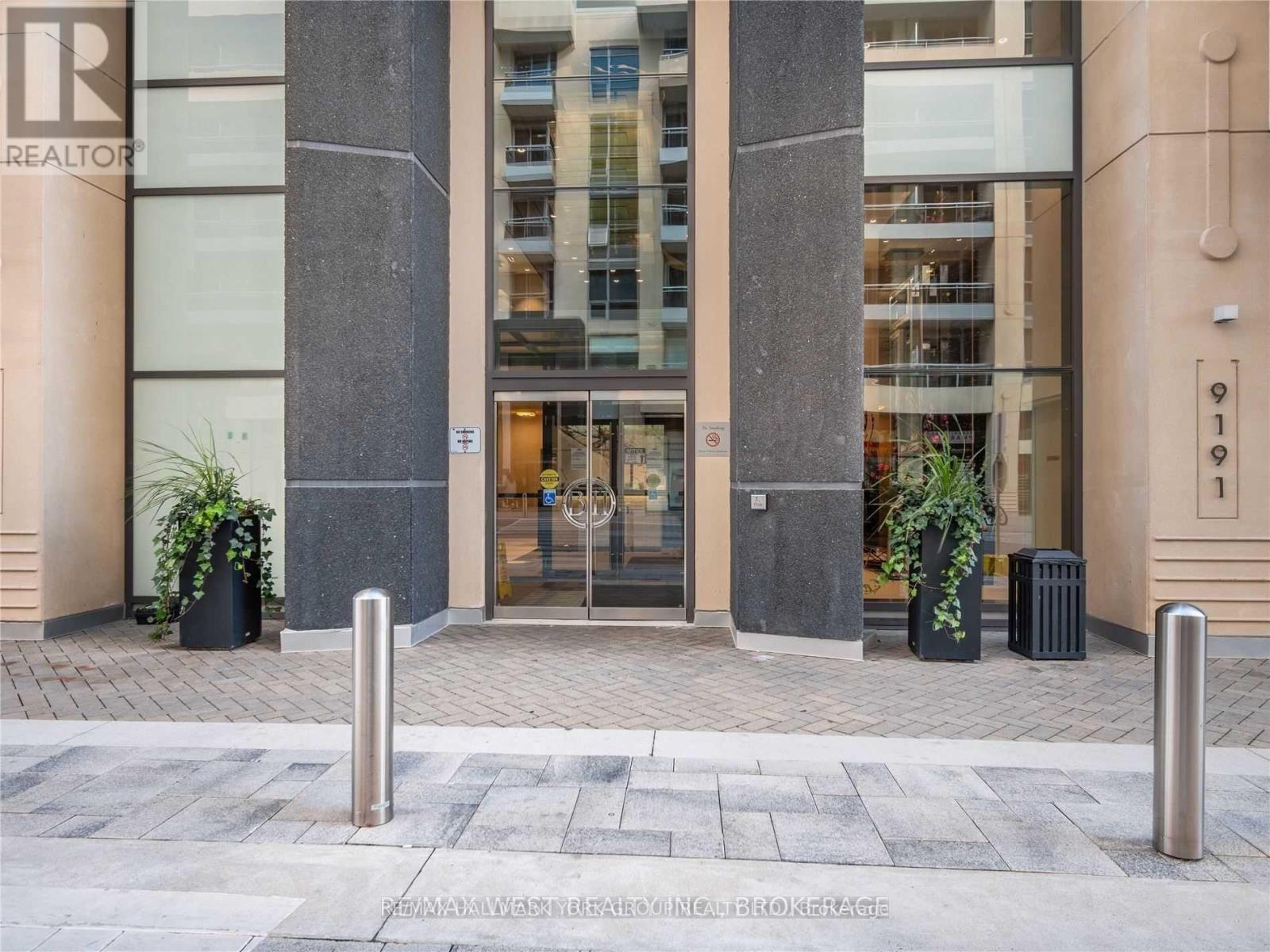 Se415 - 9199 Yonge Street, Richmond Hill, Ontario  L4C 1H7 - Photo 2 - N13208122