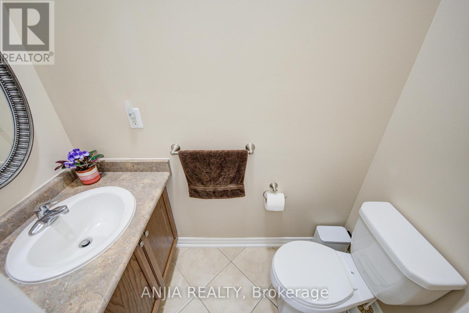 33 Grandwood Avenue, Whitchurch-Stouffville, Ontario  L4A 0M6 - Photo 14 - N13208218