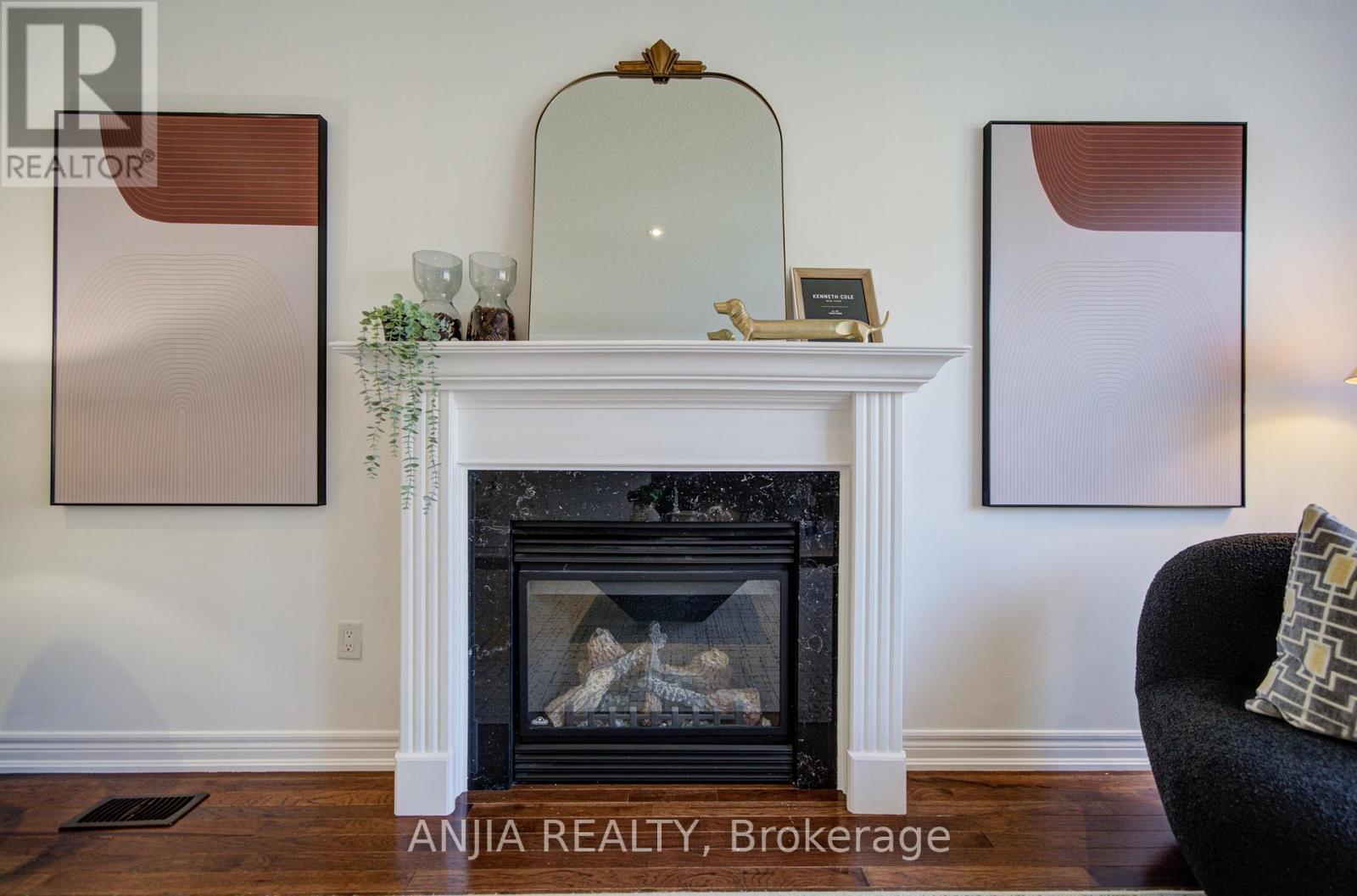 33 Grandwood Avenue, Whitchurch-Stouffville, Ontario  L4A 0M6 - Photo 26 - N13208218