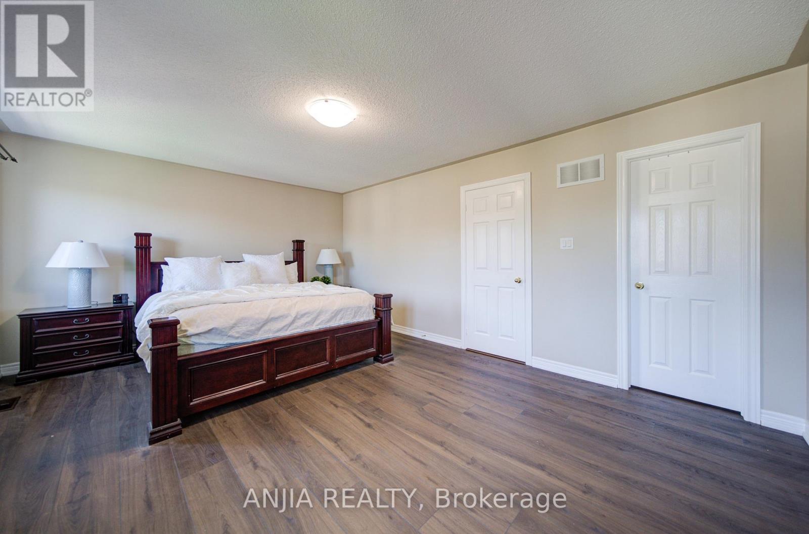 33 Grandwood Avenue, Whitchurch-Stouffville, Ontario  L4A 0M6 - Photo 29 - N13208218