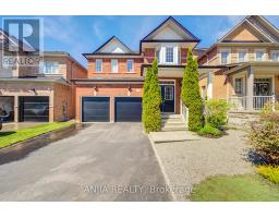 33 GRANDWOOD AVENUE, Whitchurch-Stouffville, Ontario