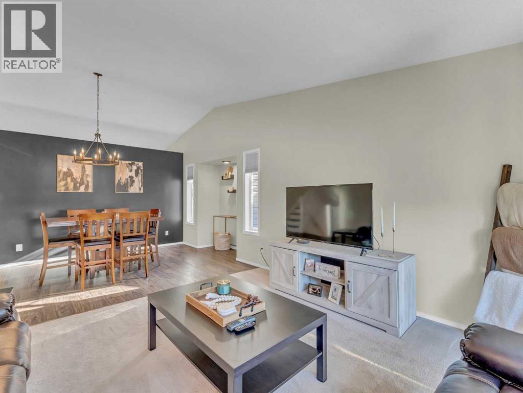 32 Upland Crescent, Brooks, Alberta  T1R 0P5 - Photo 8 - A2288351