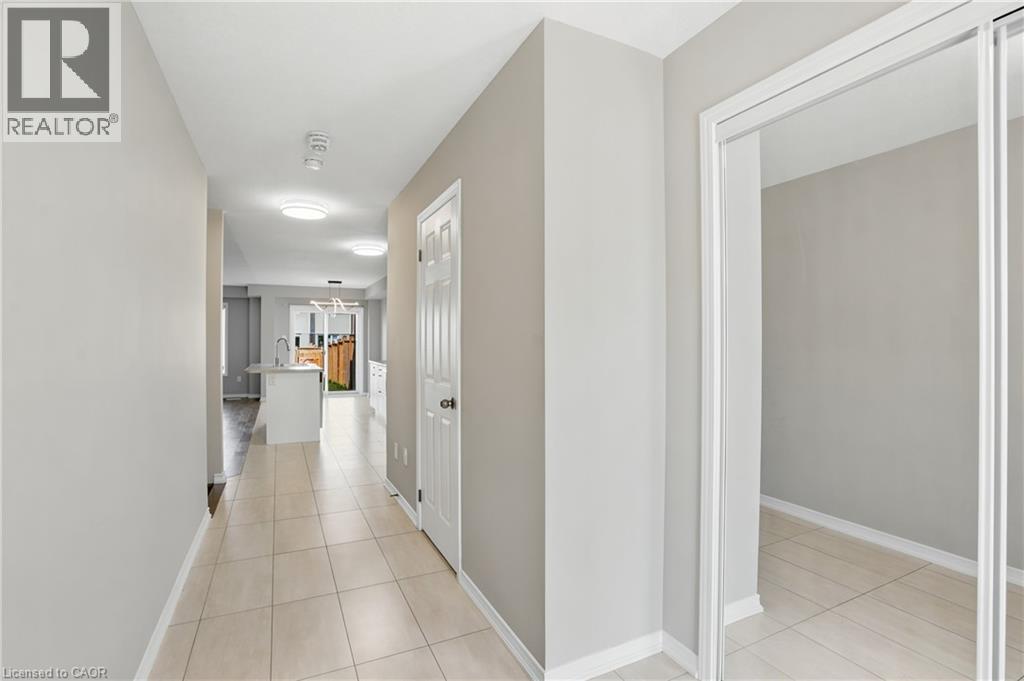 266 Powell Road, Brantford, Ontario  N3T 0J6 - Photo 5 - 40833910