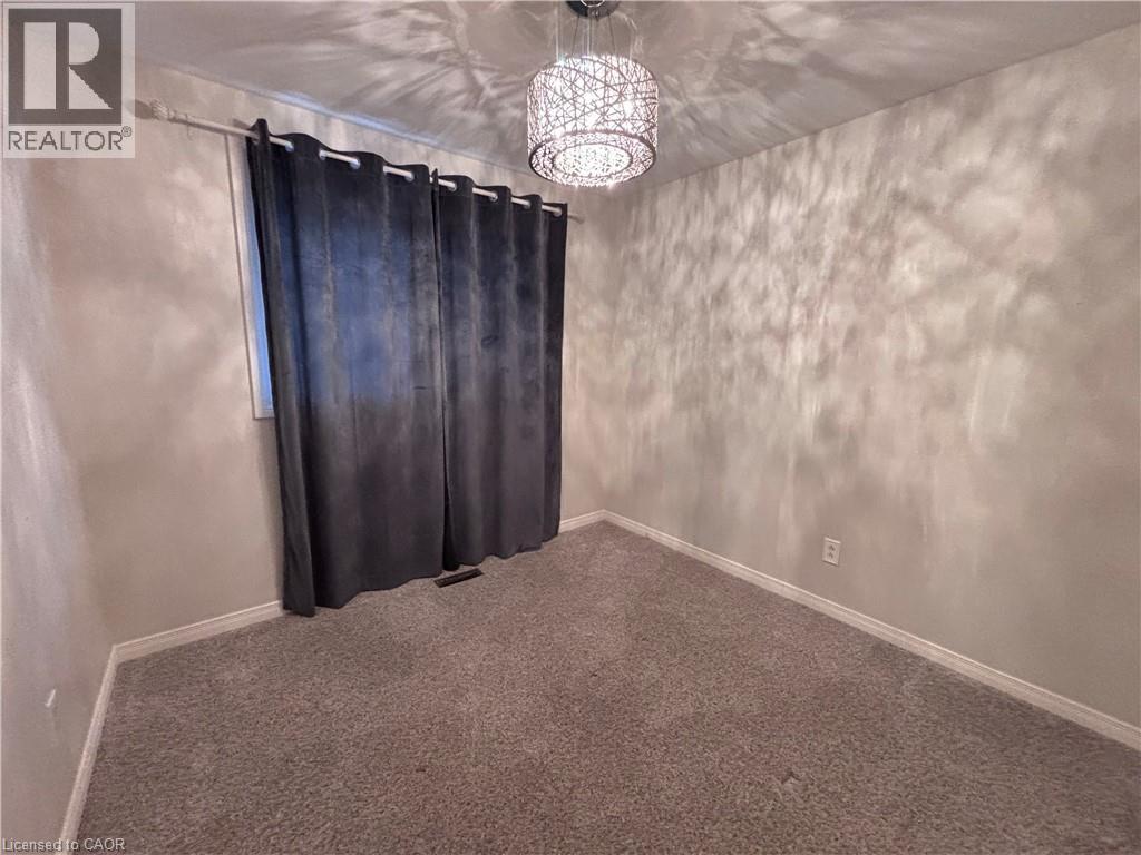 3 Governor Simcoe Drive, St. Catharines, Ontario  L2N 3J1 - Photo 21 - 40833837
