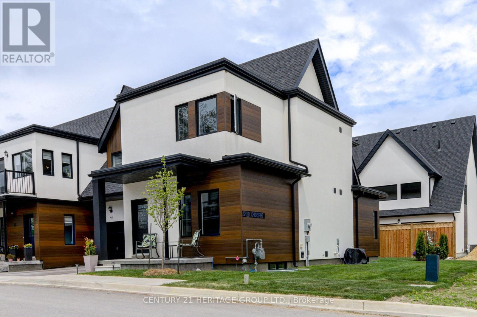 44 RUBY CRESCENT, Orillia, Ontario