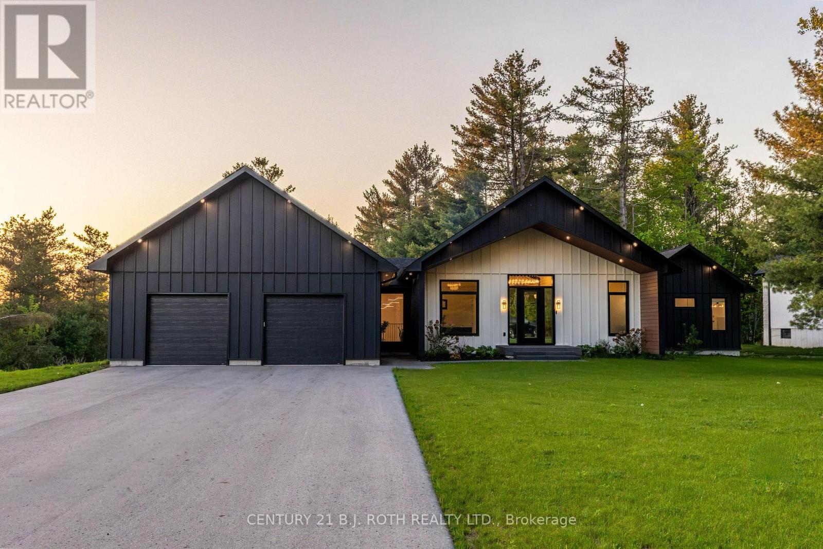 31 MARNI LANE, Springwater, Ontario