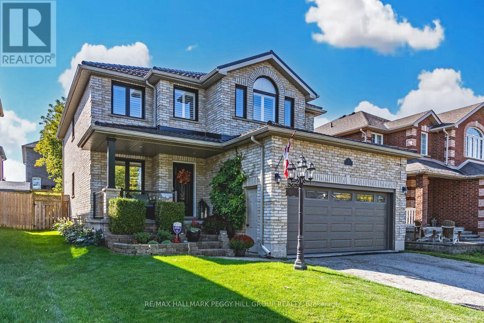 35 Benjamin Lane, Barrie, Ontario  L4N 0S2 - Photo 1 - S13208238
