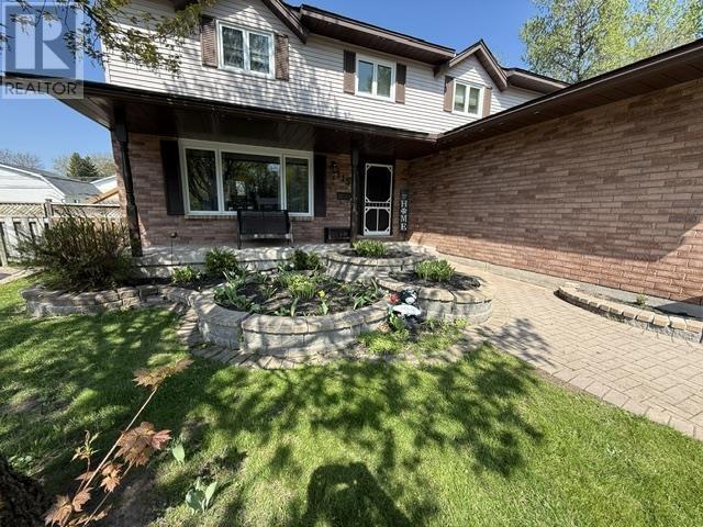 115 Texas Ave, Sault Ste. Marie, Ontario  P6A 6R5 - Photo 2 - SM261210