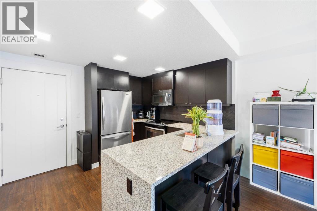 309, 15 Aspenmont Heights SW, Calgary, Alberta  T3H 0E3 - Photo 6 - A2307145