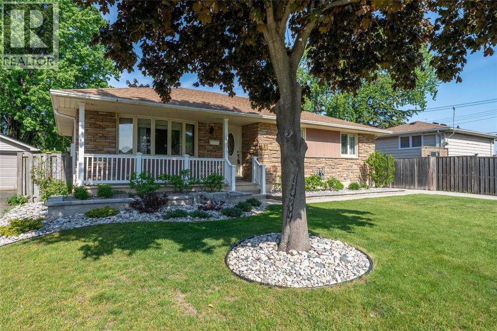 997 Westminster Drive