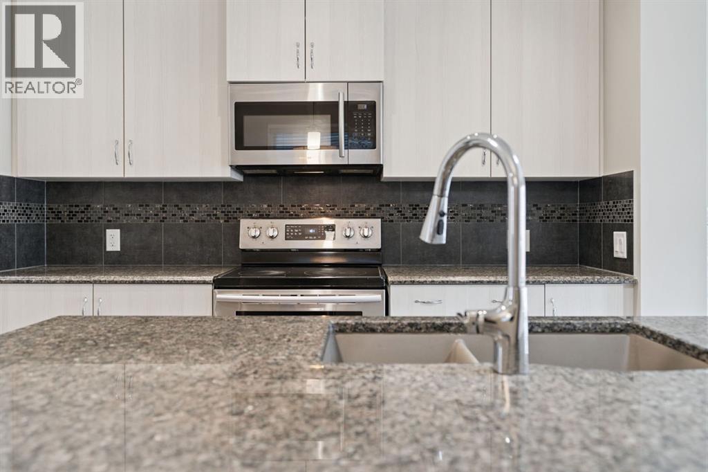 44 Legacy Reach Manor SE, Calgary, Alberta  T2X 2C5 - Photo 13 - A2313454