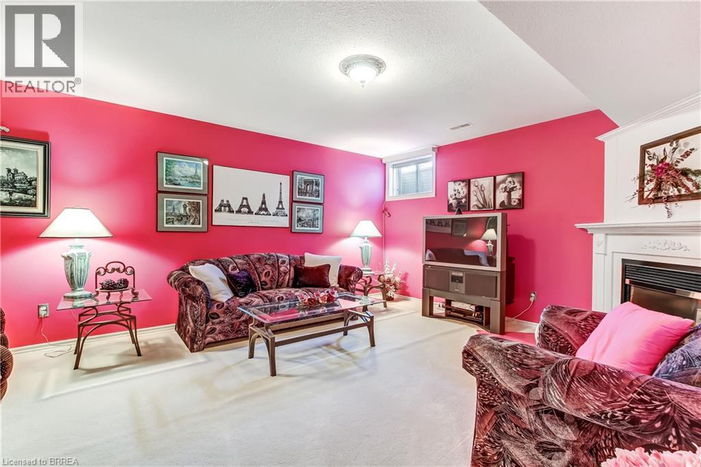 19 Hanlon Place Unit# 54, Paris, Ontario  N3L 4E7 - Photo 20 - 40833961