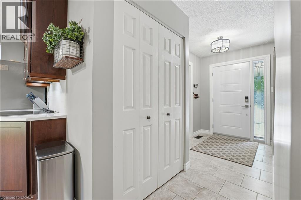 49 Greenfield Road, Brantford, Ontario  N3R 6Z4 - Photo 6 - 40833704