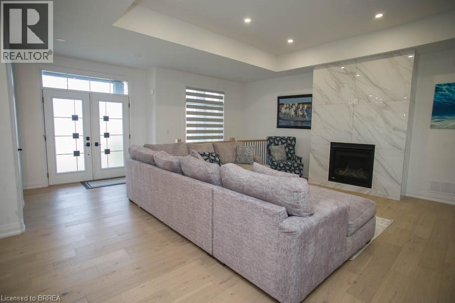 14 Bowen Place, Oakland, Ontario  N0E 1L0 - Photo 4 - 40832754
