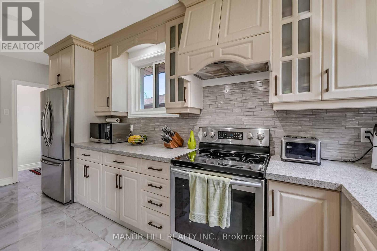 338 The Westway, Toronto, Ontario  M9R 1H2 - Photo 15 - W13207922