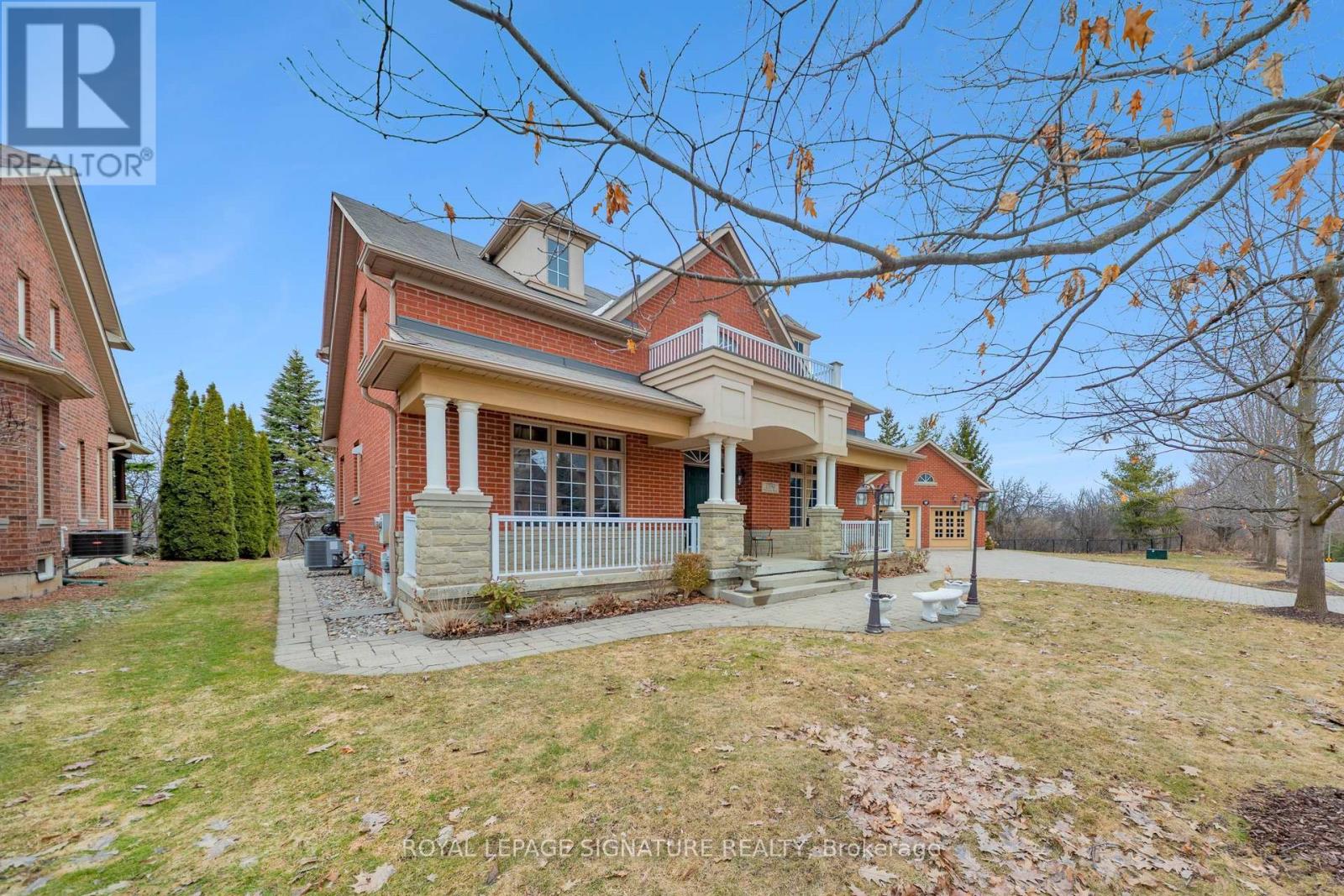 1590 Hallstone Road, Brampton, Ontario  L6Y 5K8 - Photo 4 - W13207936