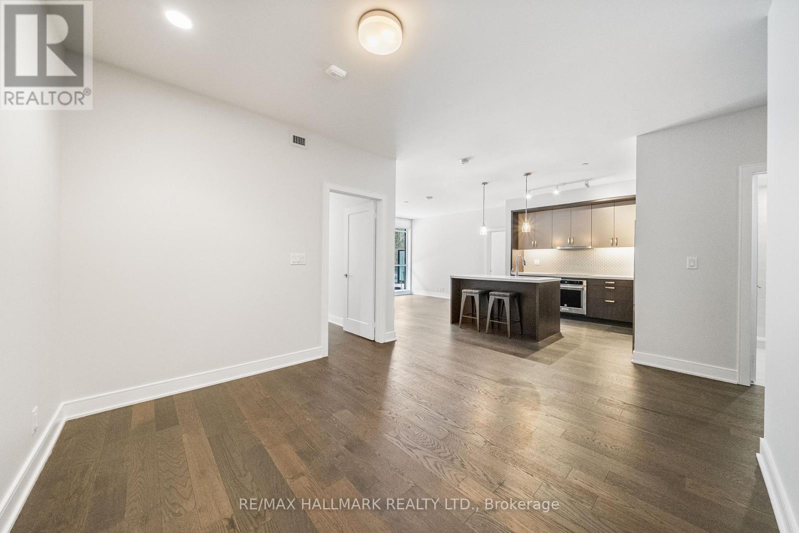 111 - 1575 Lakeshore Road W, Mississauga, Ontario  L5J 1J4 - Photo 18 - W13207958
