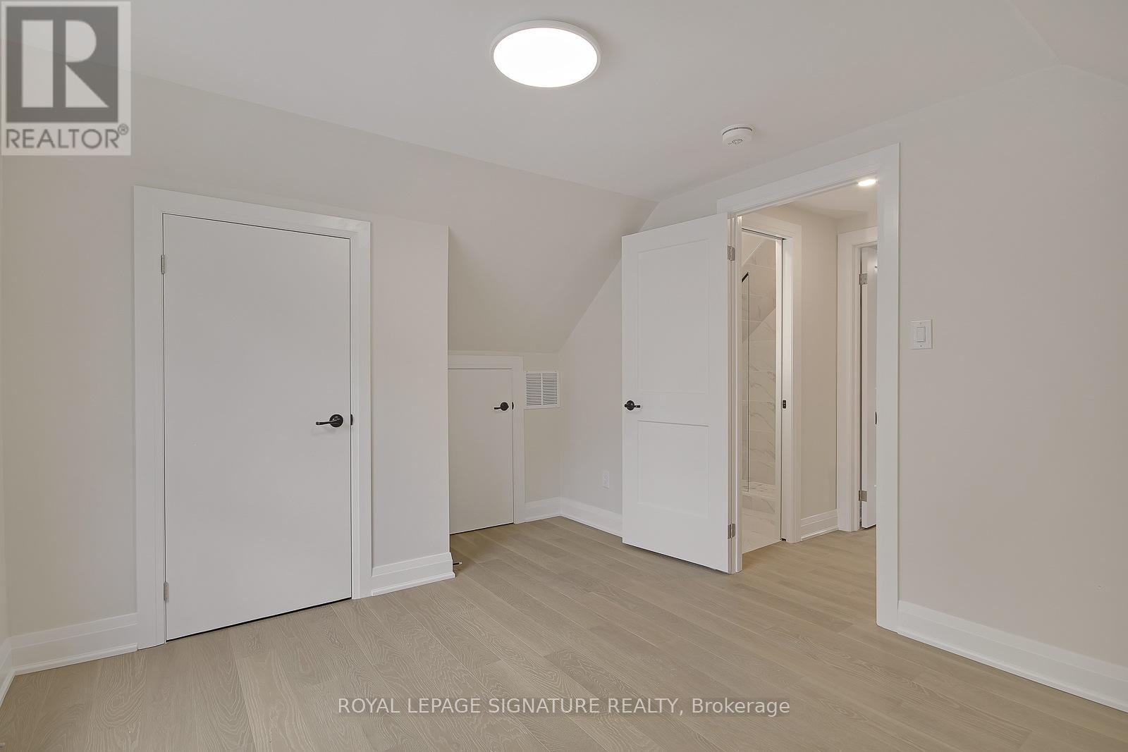 17 Uno Drive, Toronto, Ontario  M8Z 3N7 - Photo 14 - W13208006