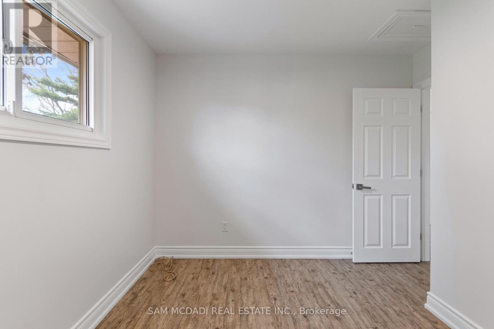 1250 Dunbar Road, Burlington, Ontario  L7P 2J9 - Photo 24 - W13208136