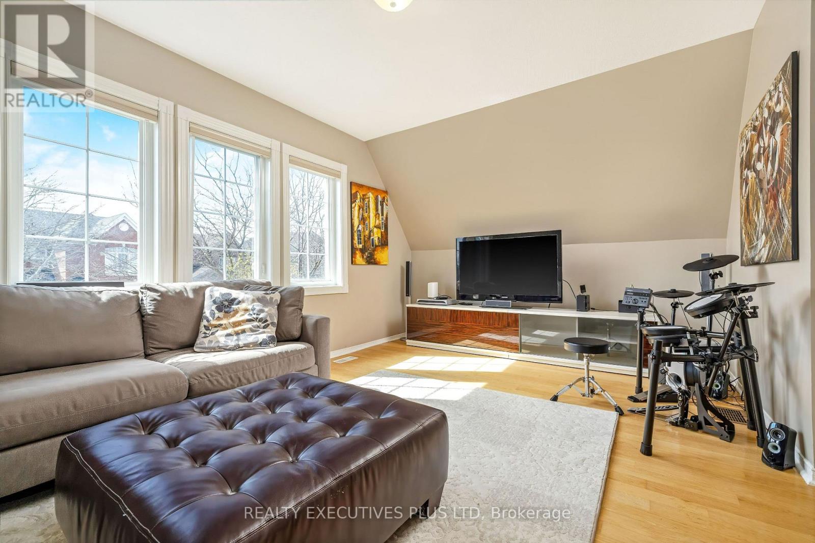 3113 Owls Foot Drive, Mississauga, Ontario  L5M 6T8 - Photo 11 - W13208194