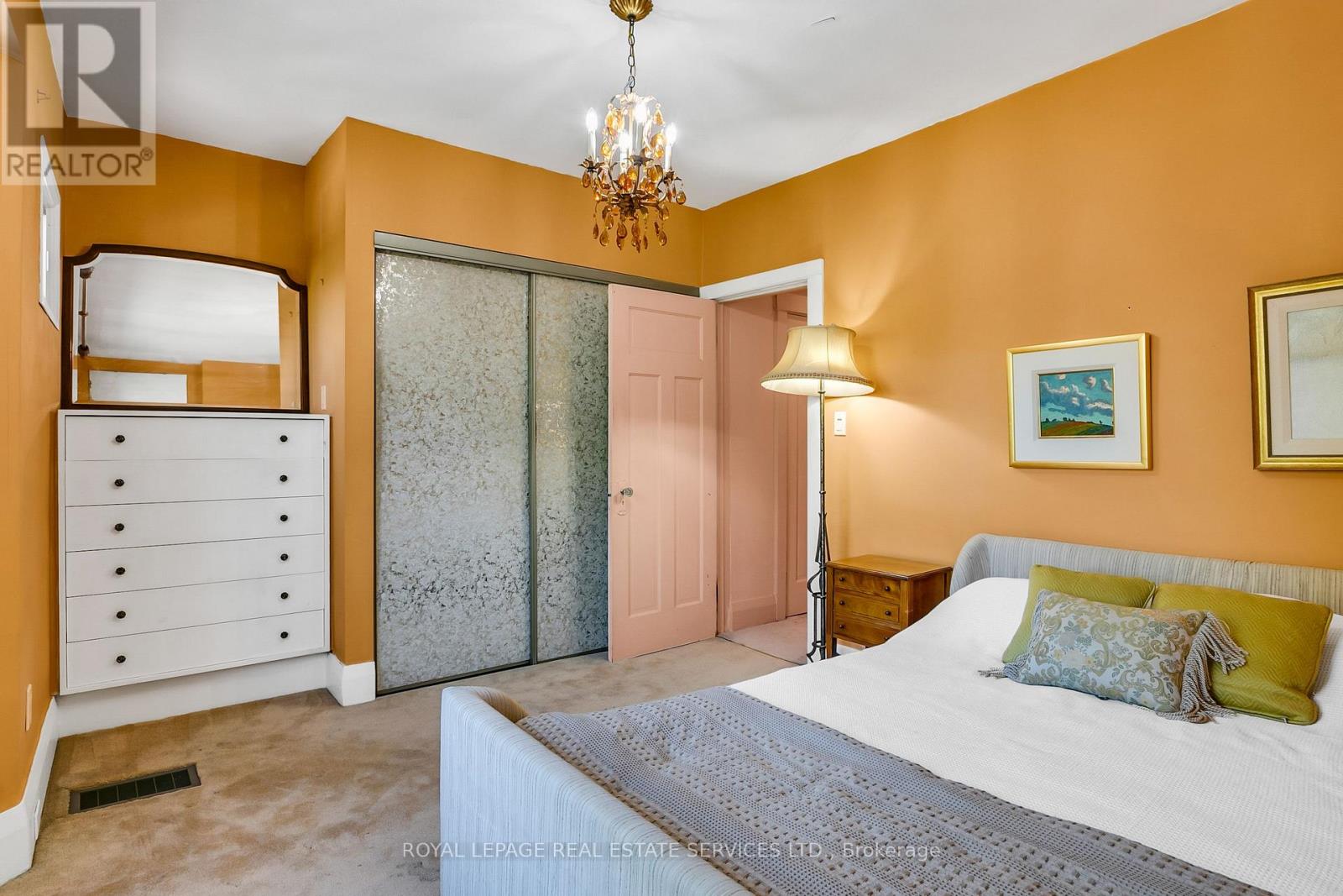 490 Willard Avenue, Toronto, Ontario  M6S 3R6 - Photo 25 - W13208276