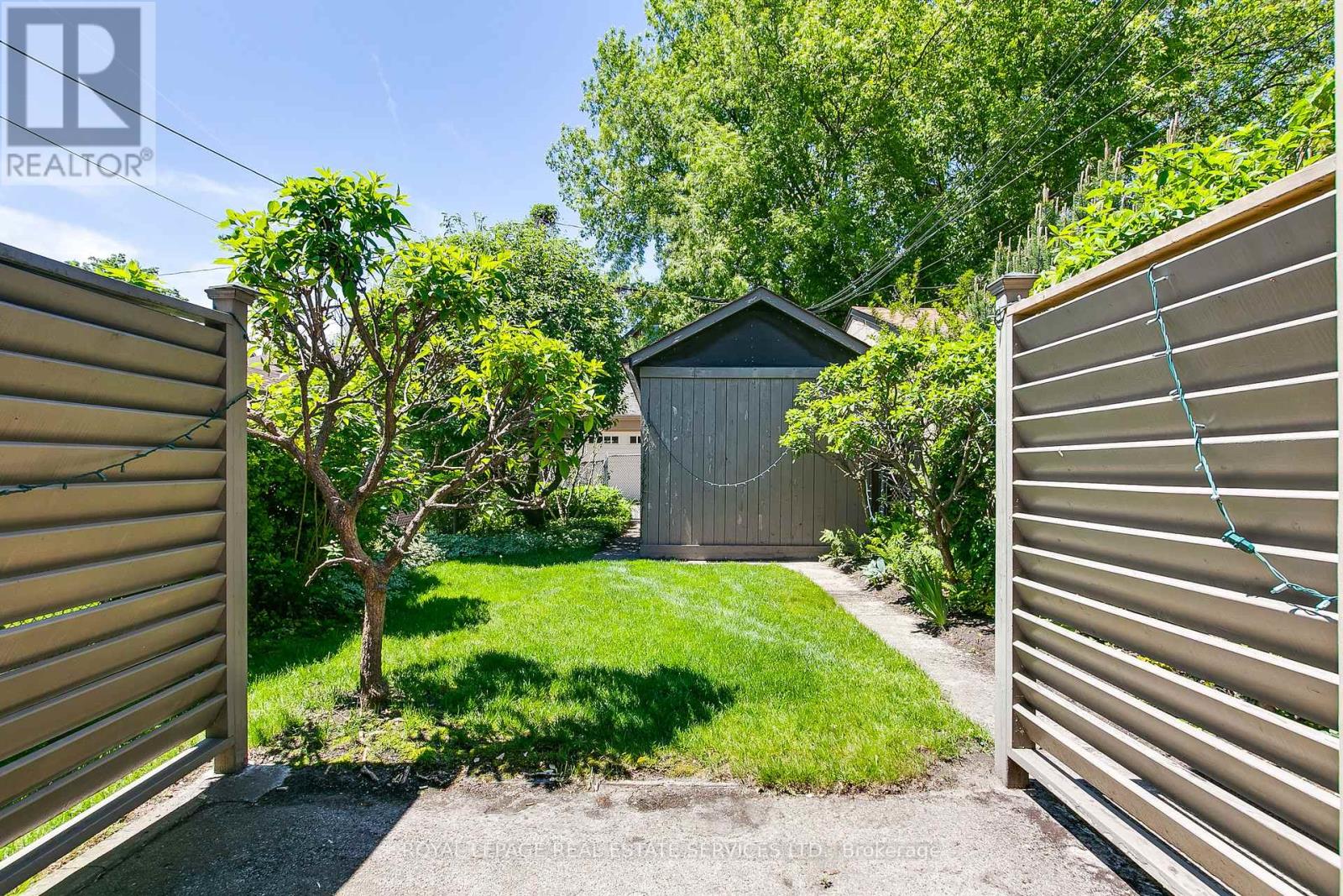 490 Willard Avenue, Toronto, Ontario  M6S 3R6 - Photo 45 - W13208276