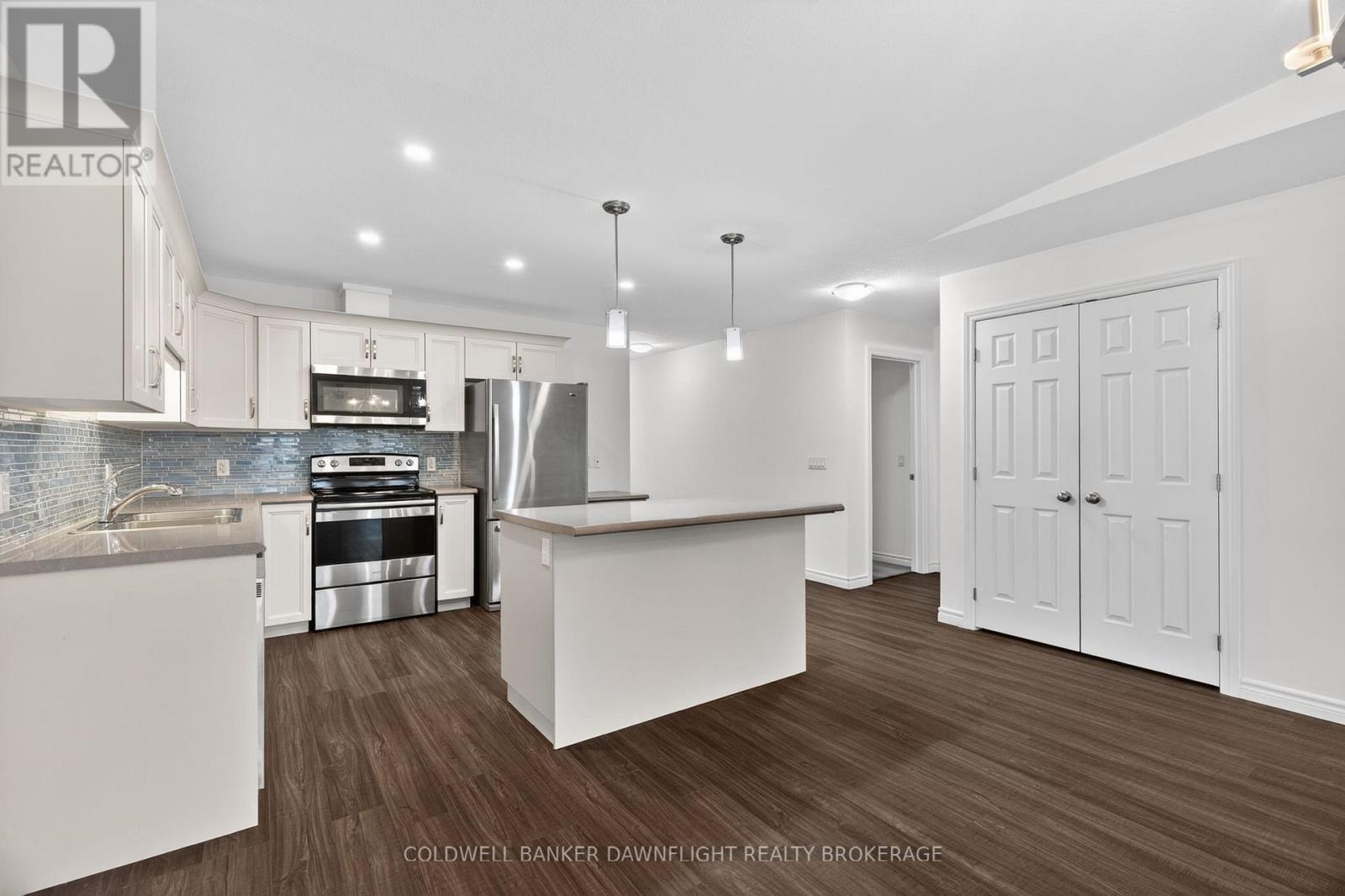 18 Devon Drive, South Huron, Ontario  N0M 1S3 - Photo 12 - X13208062