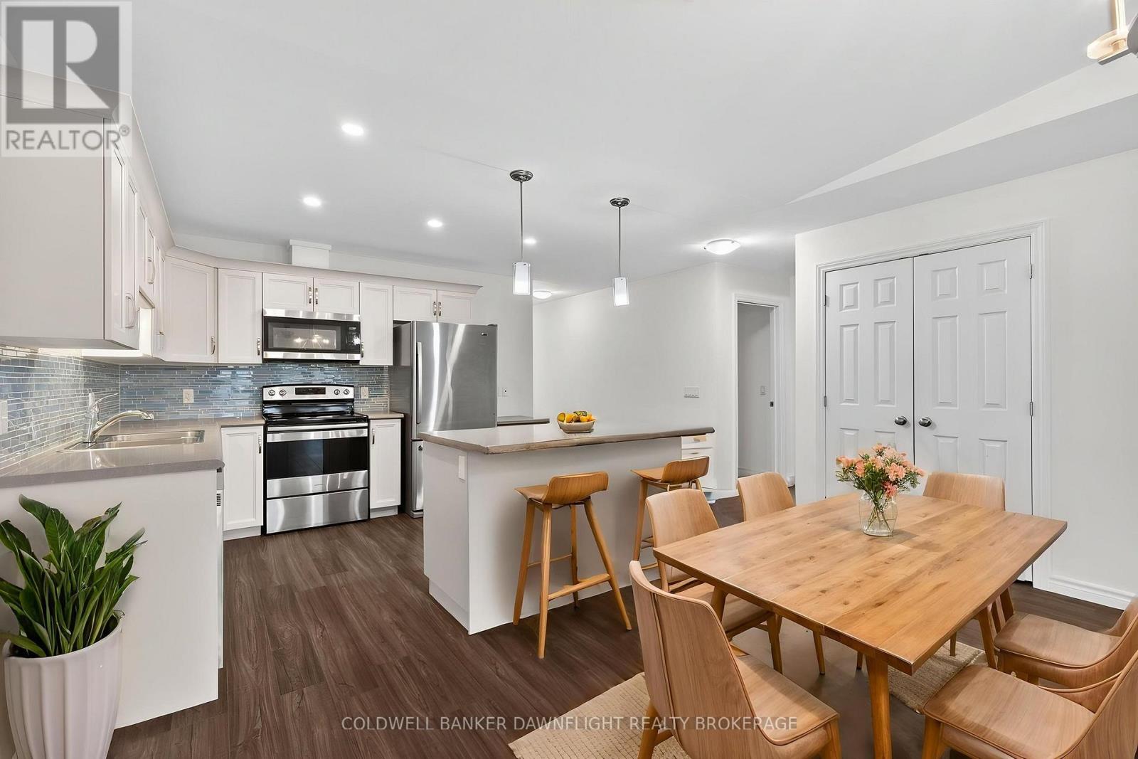 18 Devon Drive, South Huron, Ontario  N0M 1S3 - Photo 13 - X13208062