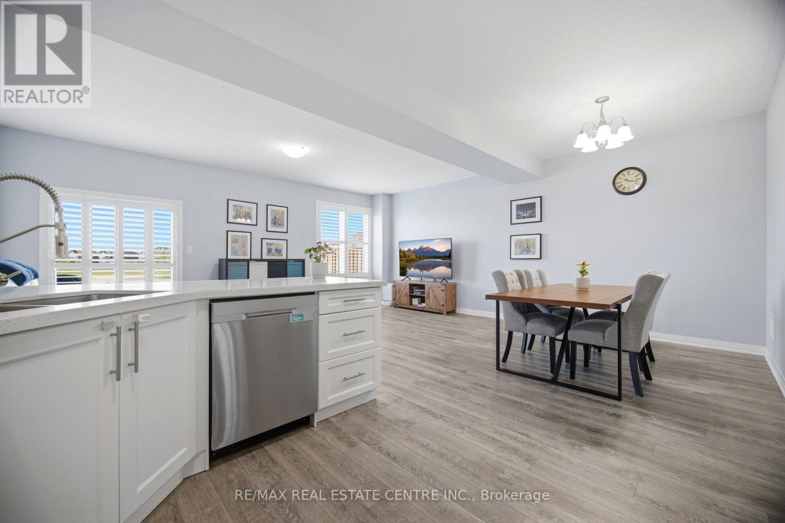 4 Laguna Village Crescent, Hamilton, Ontario  L0R 1P0 - Photo 14 - X13207904